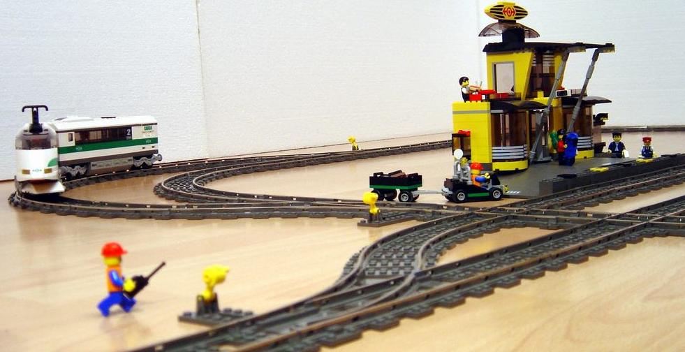 002-train.jpg