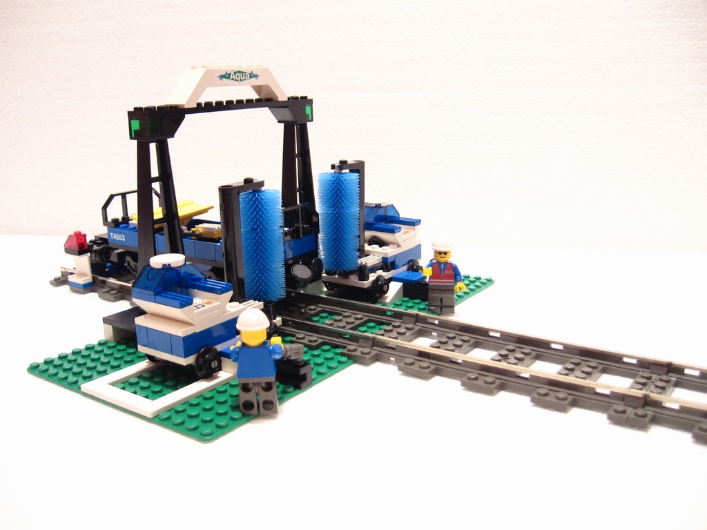007-4553-train-wash.jpg