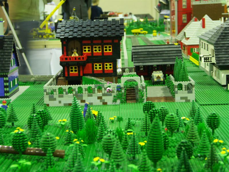 town008ls.jpg
