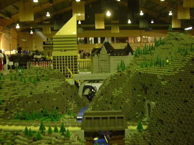 mountain13cg.jpg