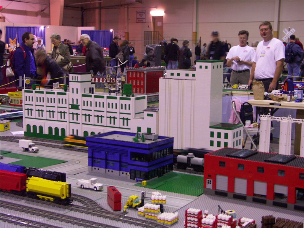 train_show_gets_2007_016.jpg