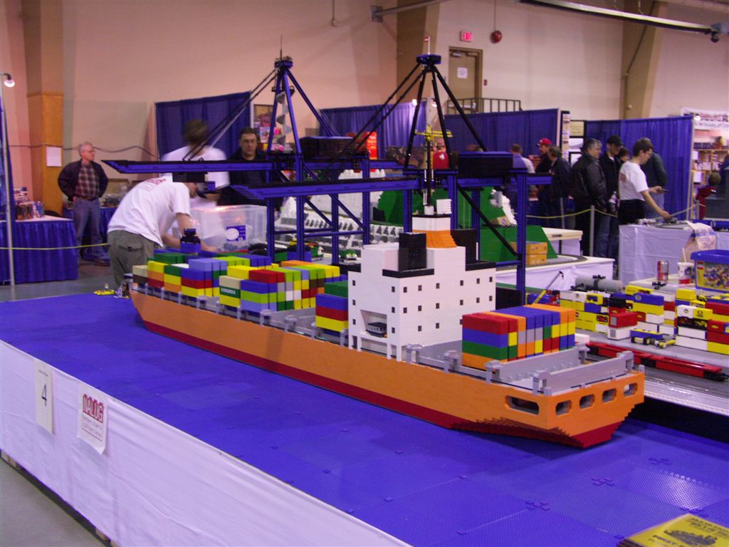 train_show_gets_2007_030.jpg
