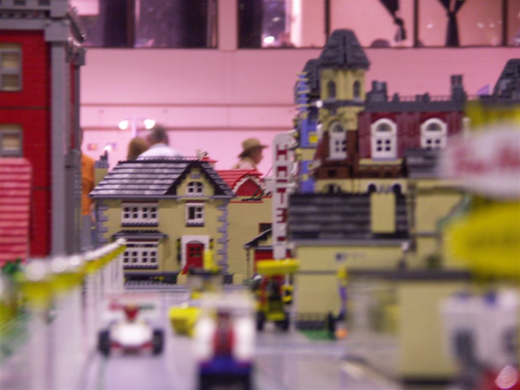 train_show_gets_2007_040.jpg