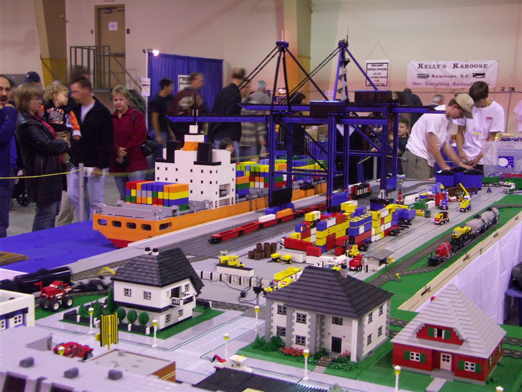 train_show_gets_2007_043.jpg