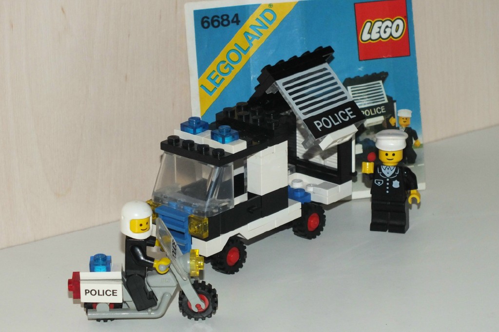 6684_polcie_patrol_squad__1984_r..jpg