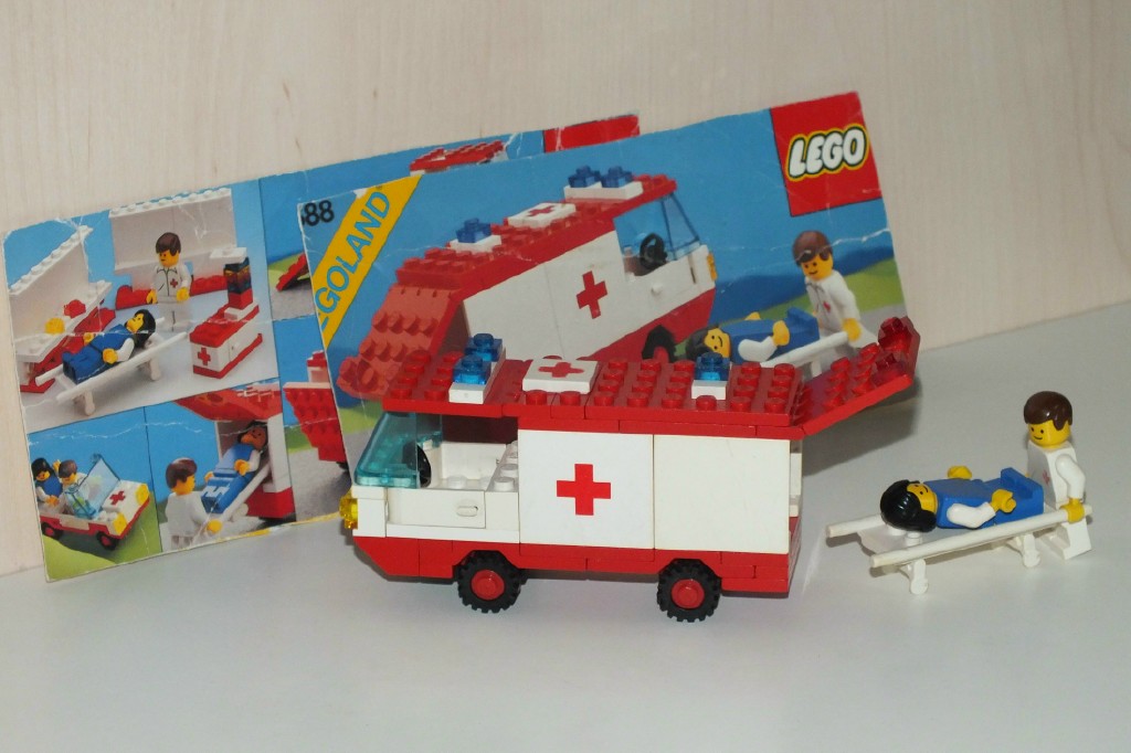 6688_ambulance__1985_r..jpg