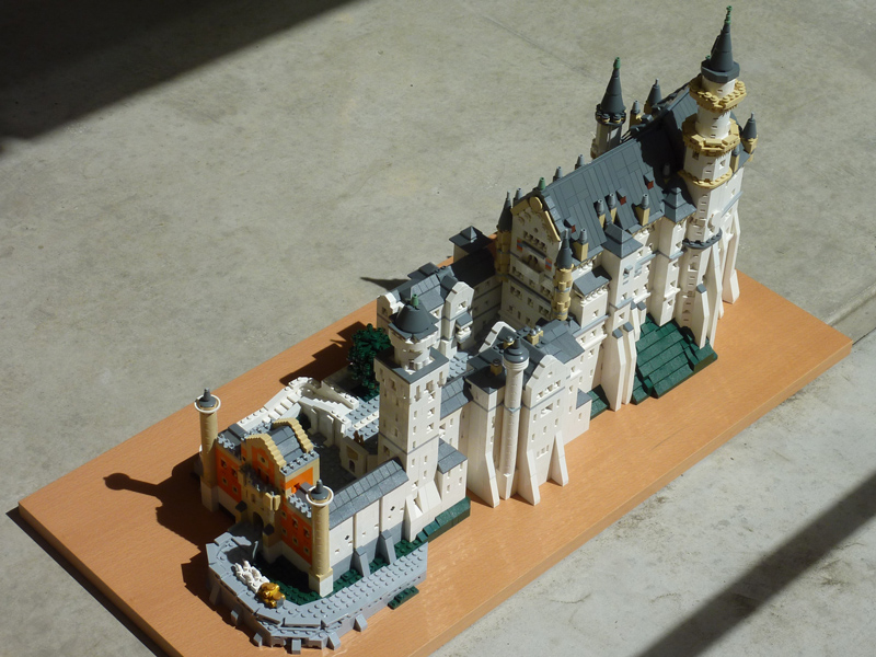 neuschwanstein_t-brick-p04.jpg