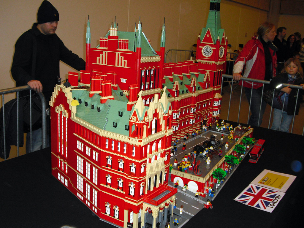 2010legoworlddk_150.jpg