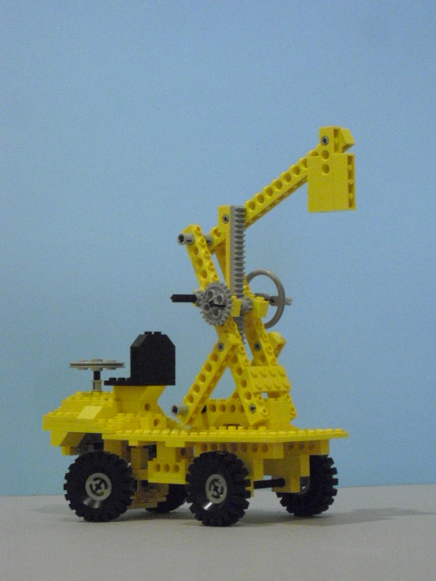 017cranetruck.jpg