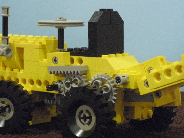 042tractor.jpg