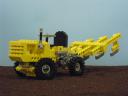044tractor.jpg
