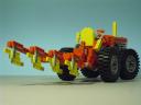 022tractor.jpg