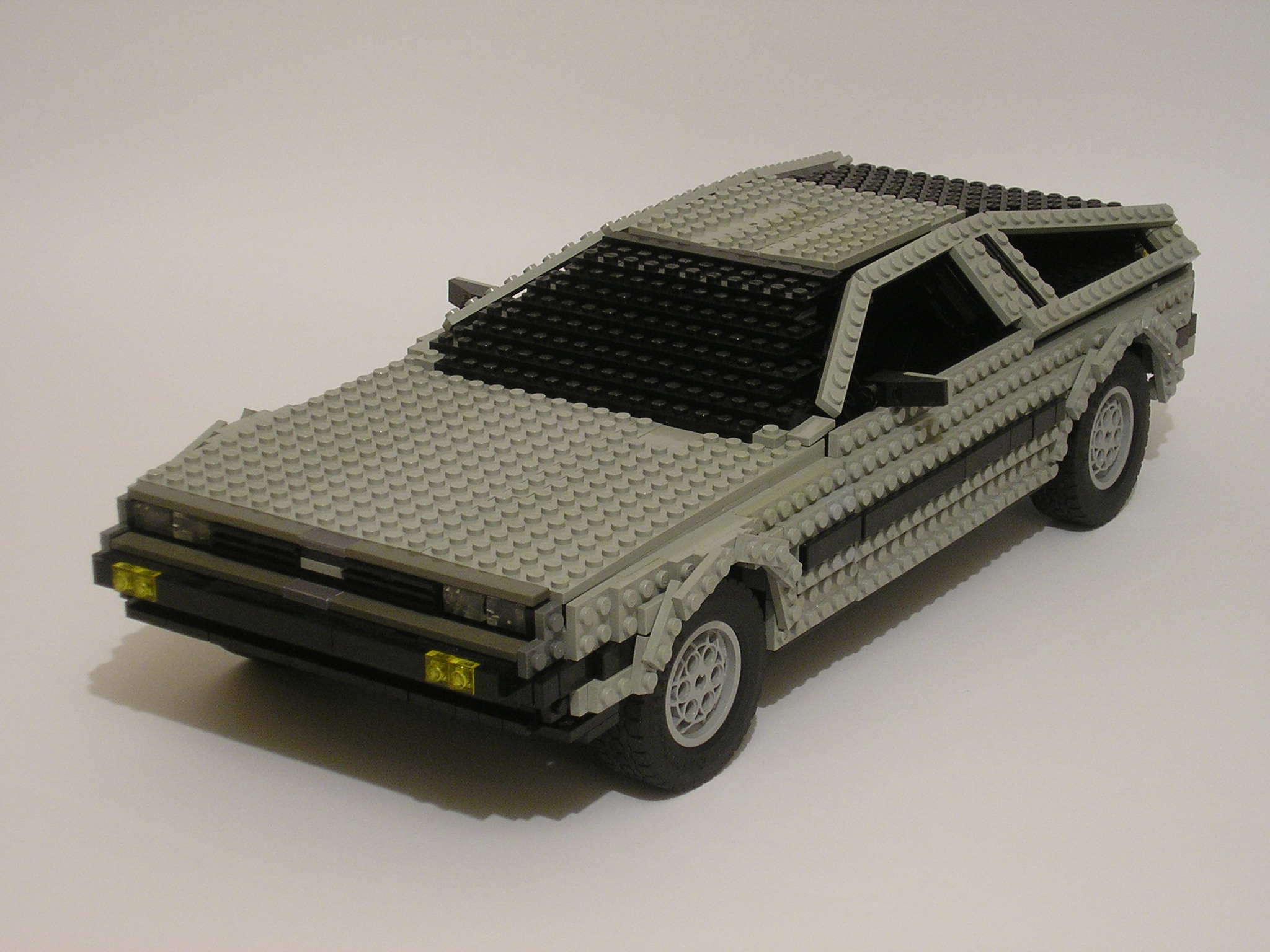 delorean02.jpg