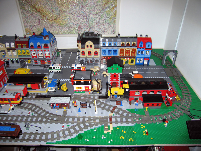 city_building_oct2007-03.jpg