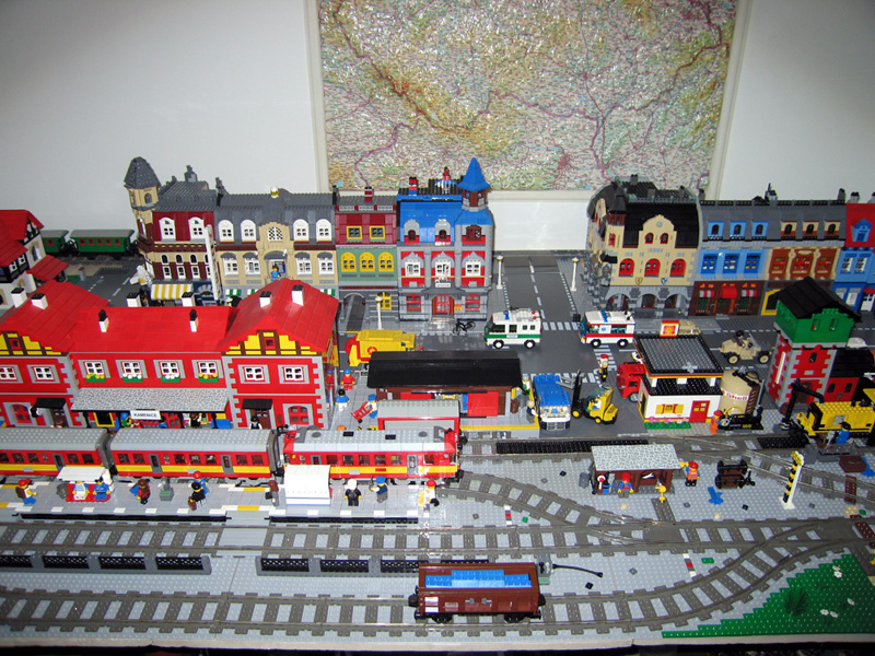 city_building_oct2007-02.jpg