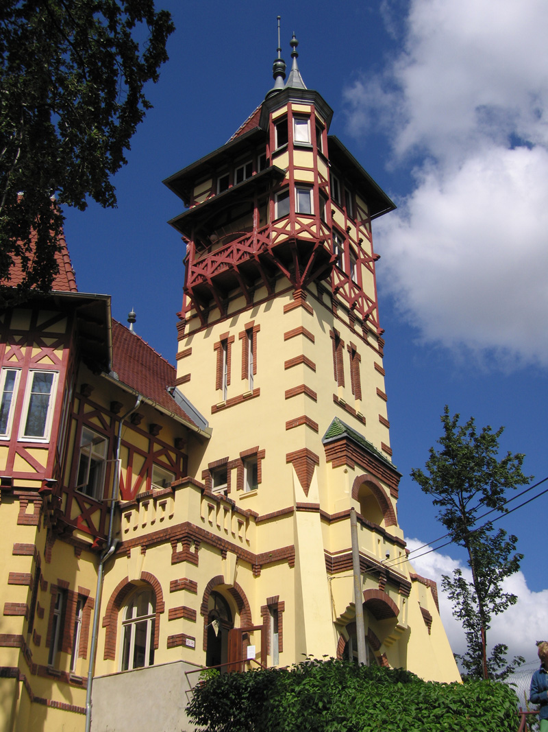 hradek-real-2.jpg