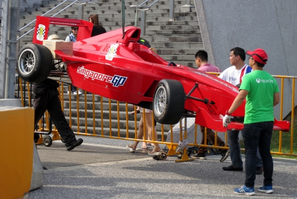 singapore-f1-01.jpg