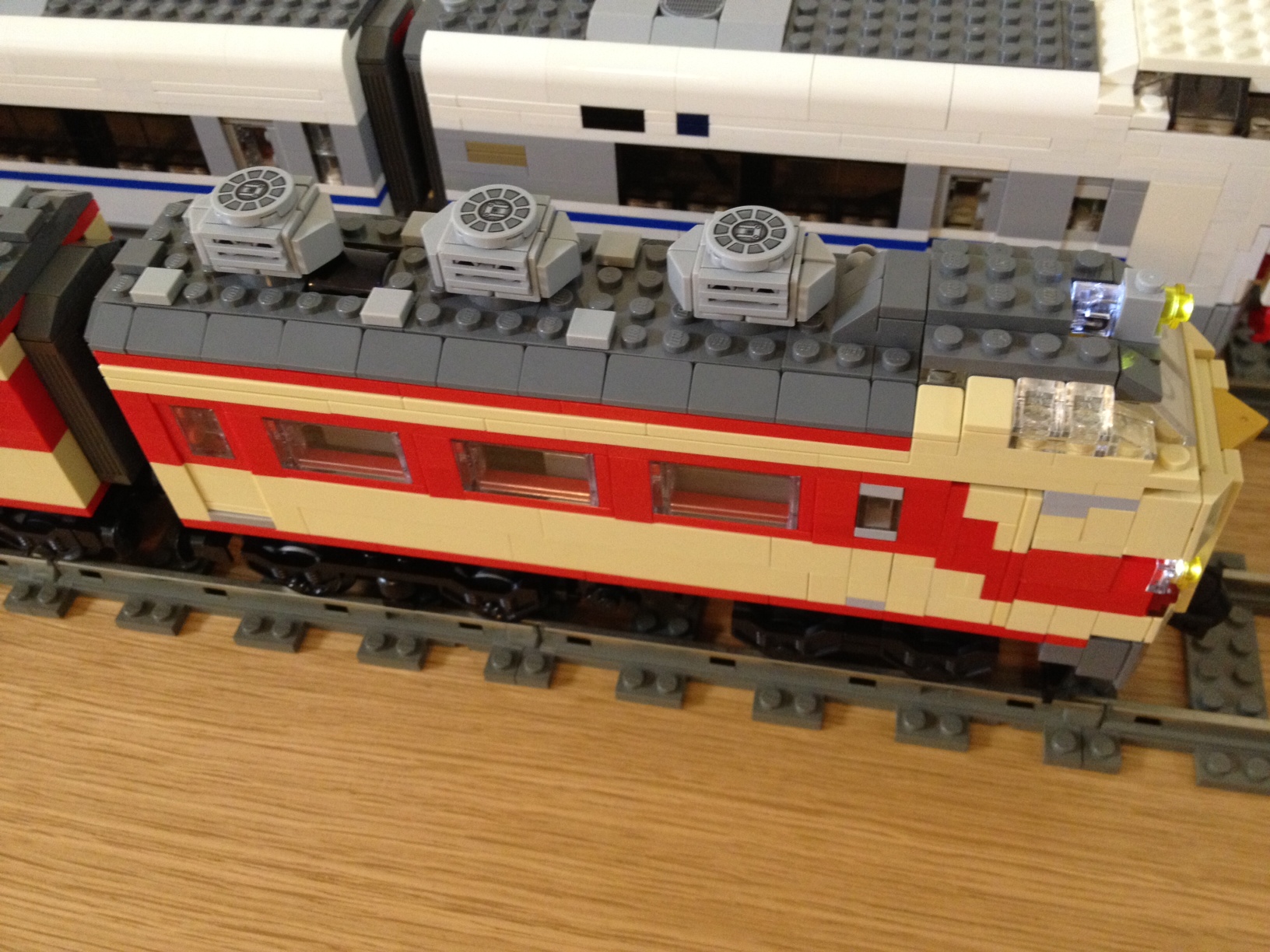 kuha481-roof.jpg