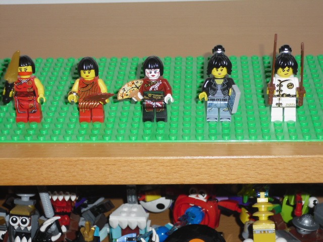 nya_other_minifigures.jpg