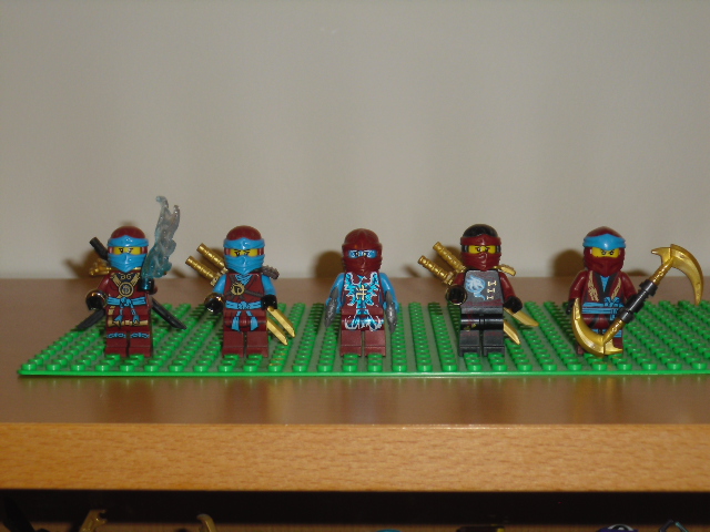 nya_red_ninja_minifigures.jpg