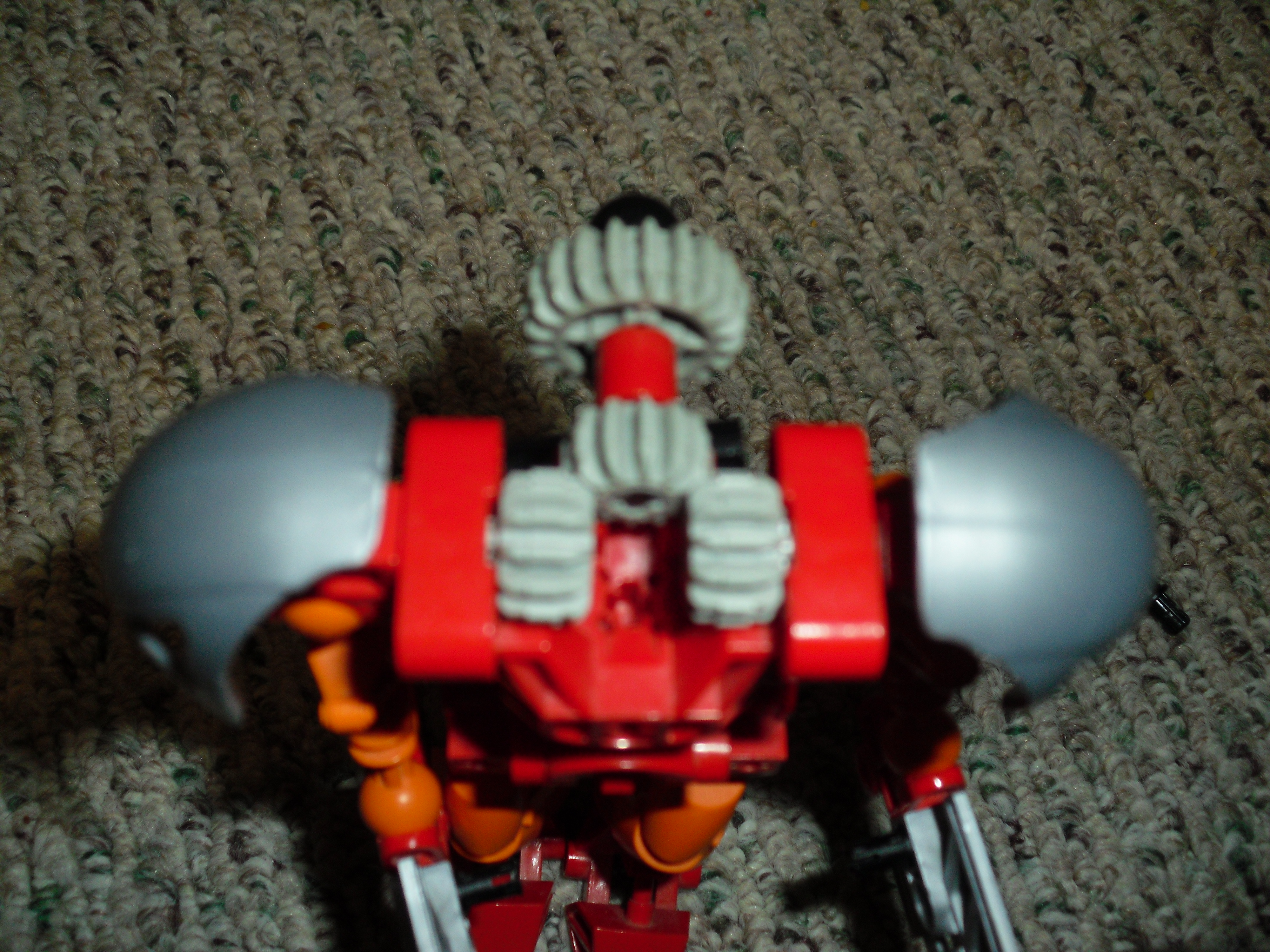 051.jpg