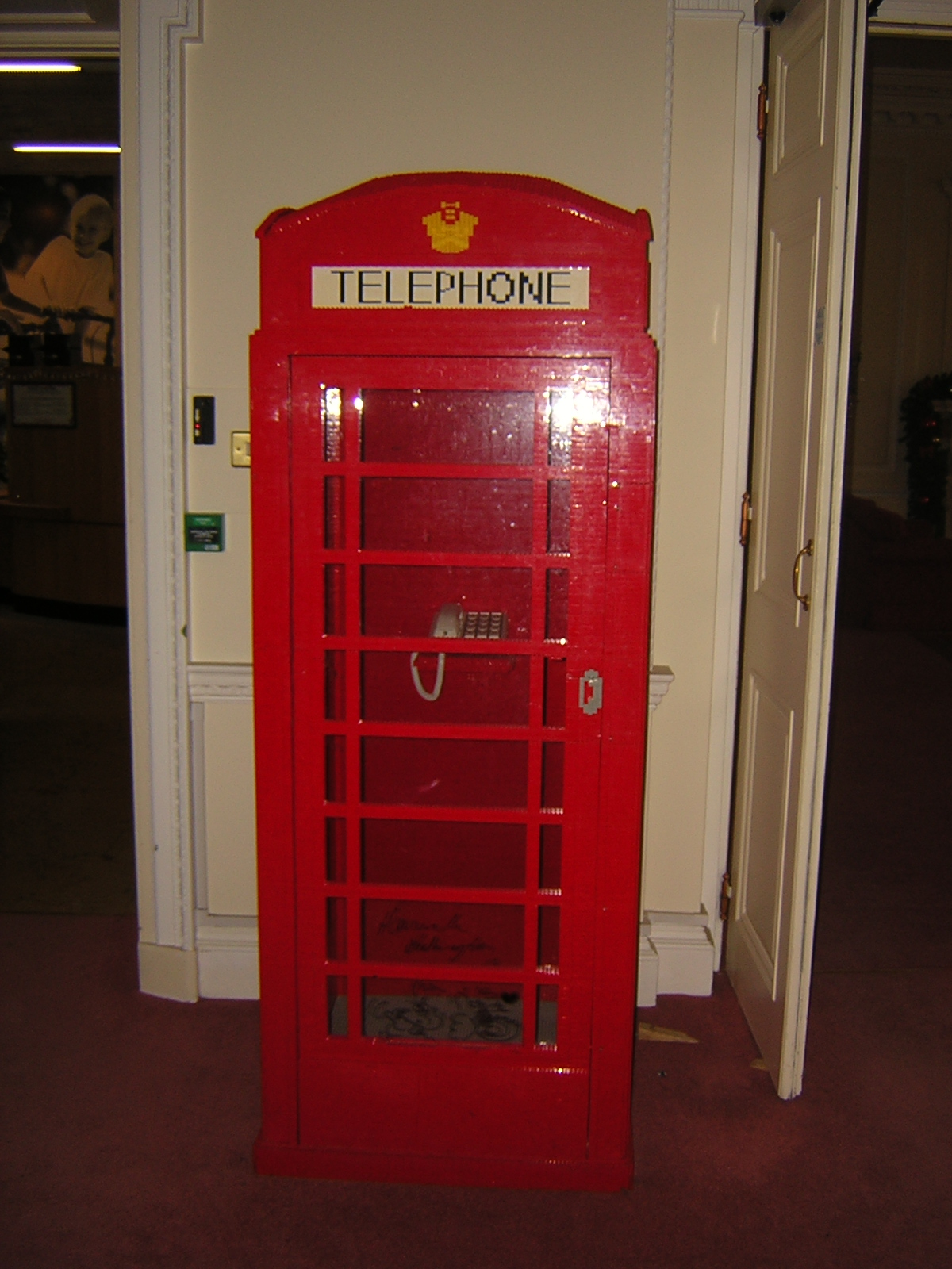 phonebox.jpg