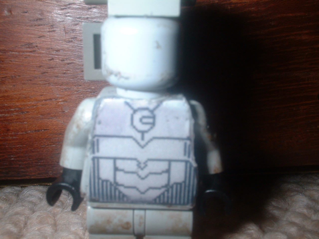 cyberman_chest_decal.jpg