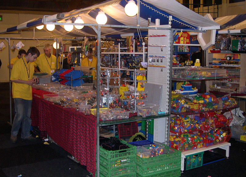 legoworld107loja2mao.jpg