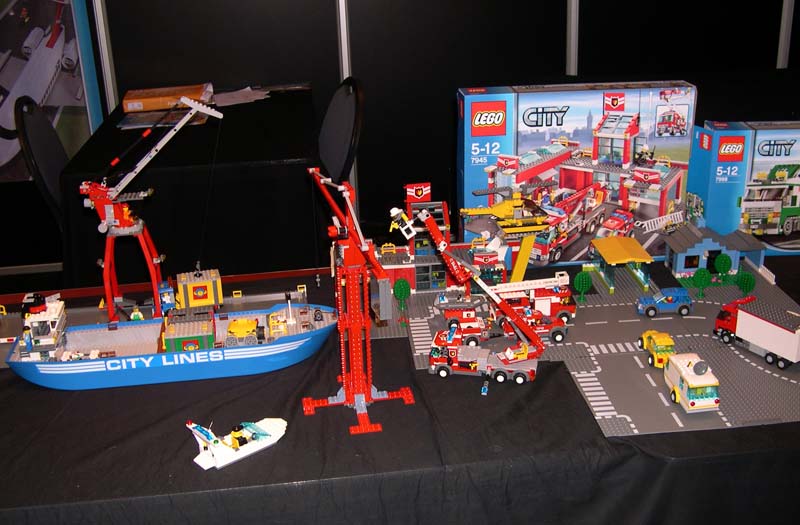 legoworld005standlegocity.jpg