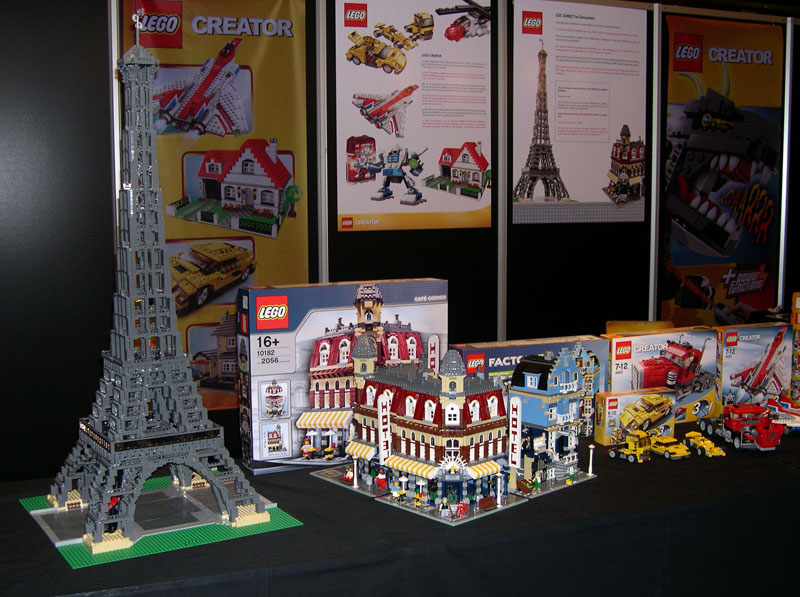 legoworld010standlegocreator.jpg