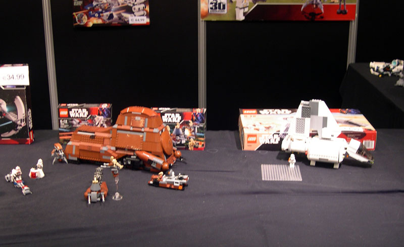 legoworld016standlegosw.jpg