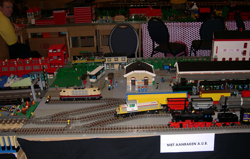 legoworld030mesa17.jpg