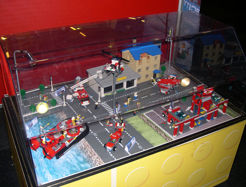 legoworld120.jpg
