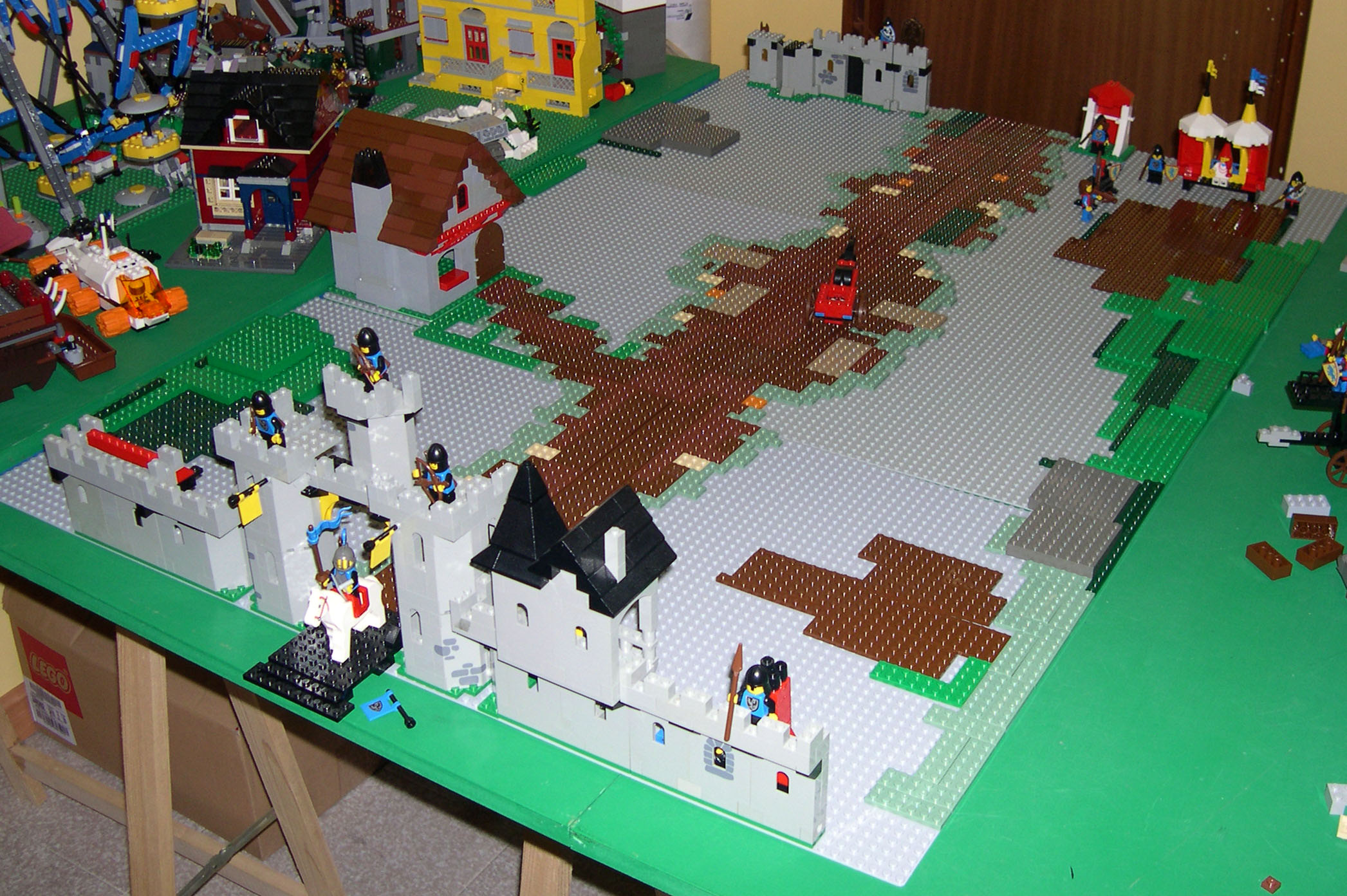 castle_display2.jpg