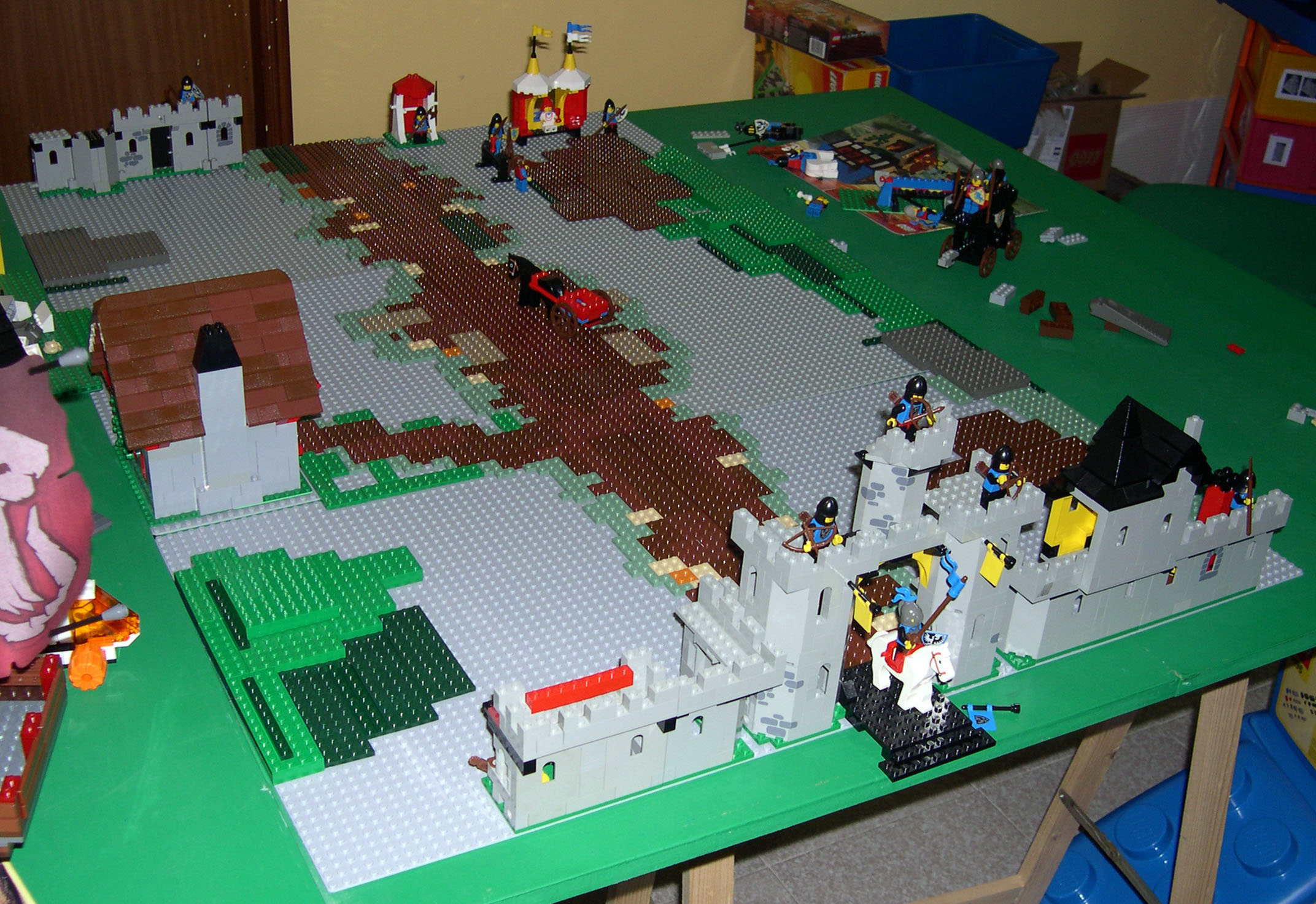 castle_display3.jpg
