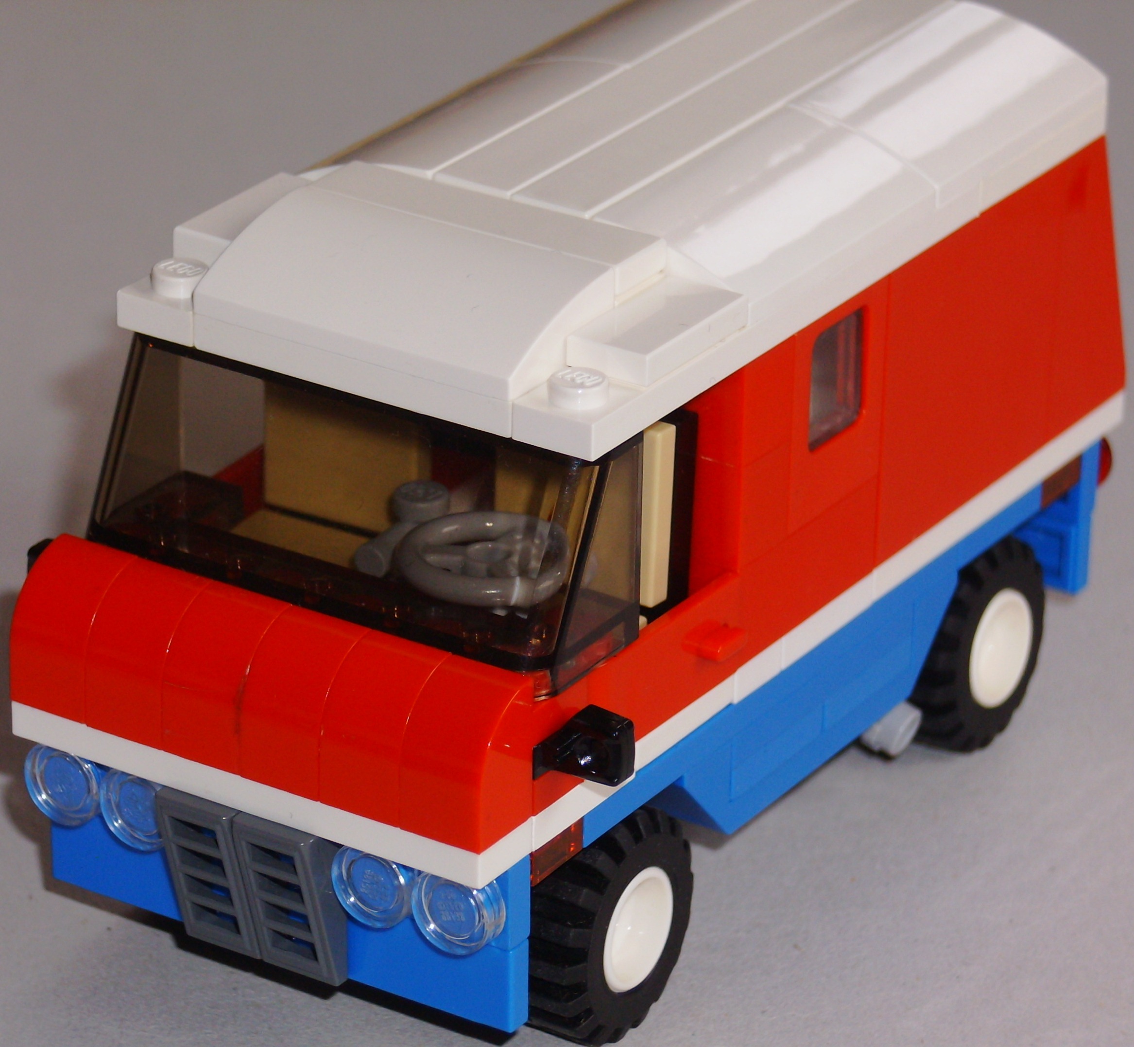 van_1.jpg
