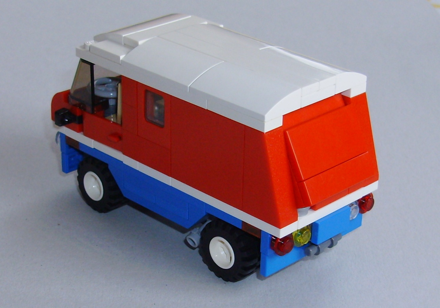 van_3.jpg