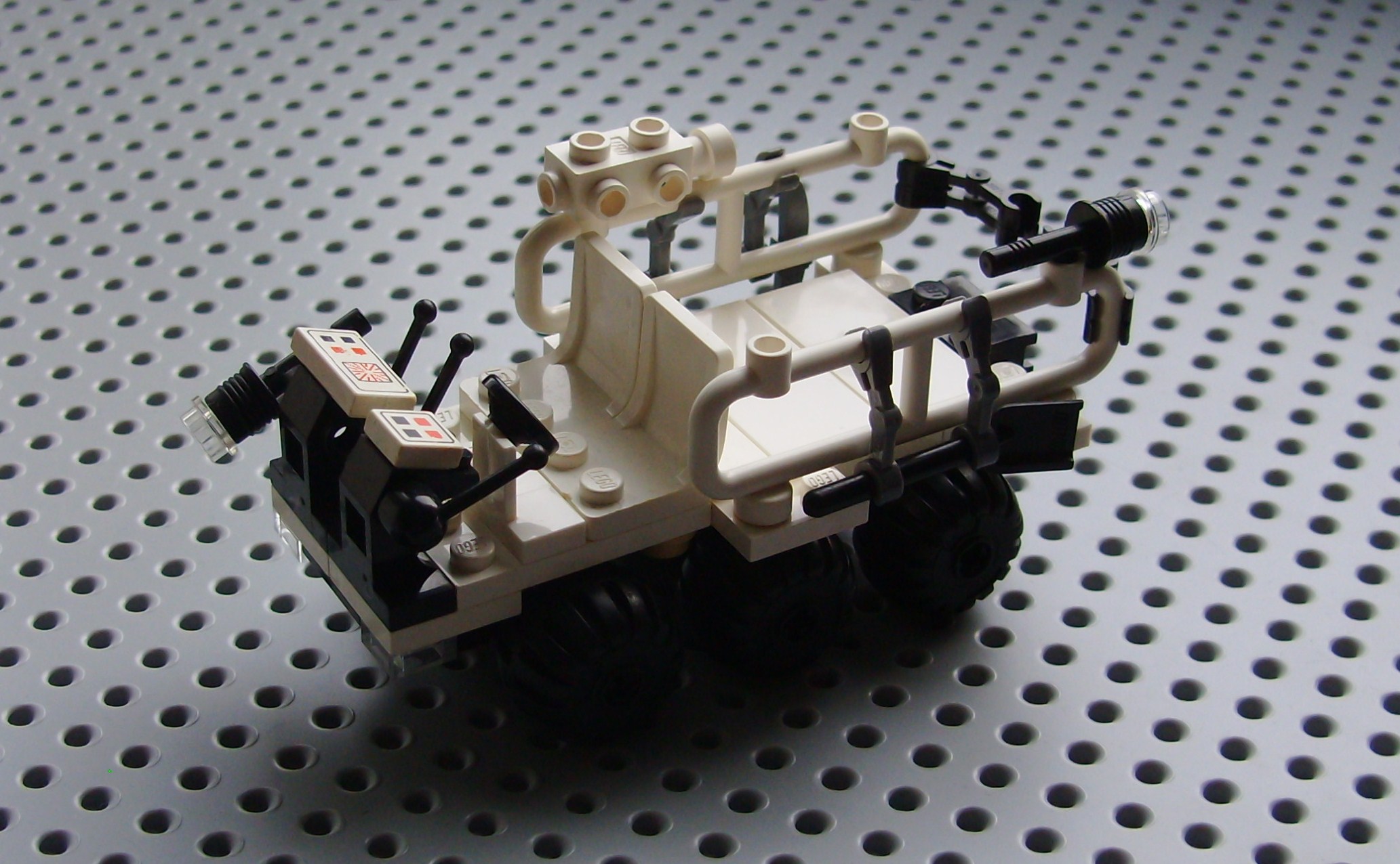lunar_small_4.jpg