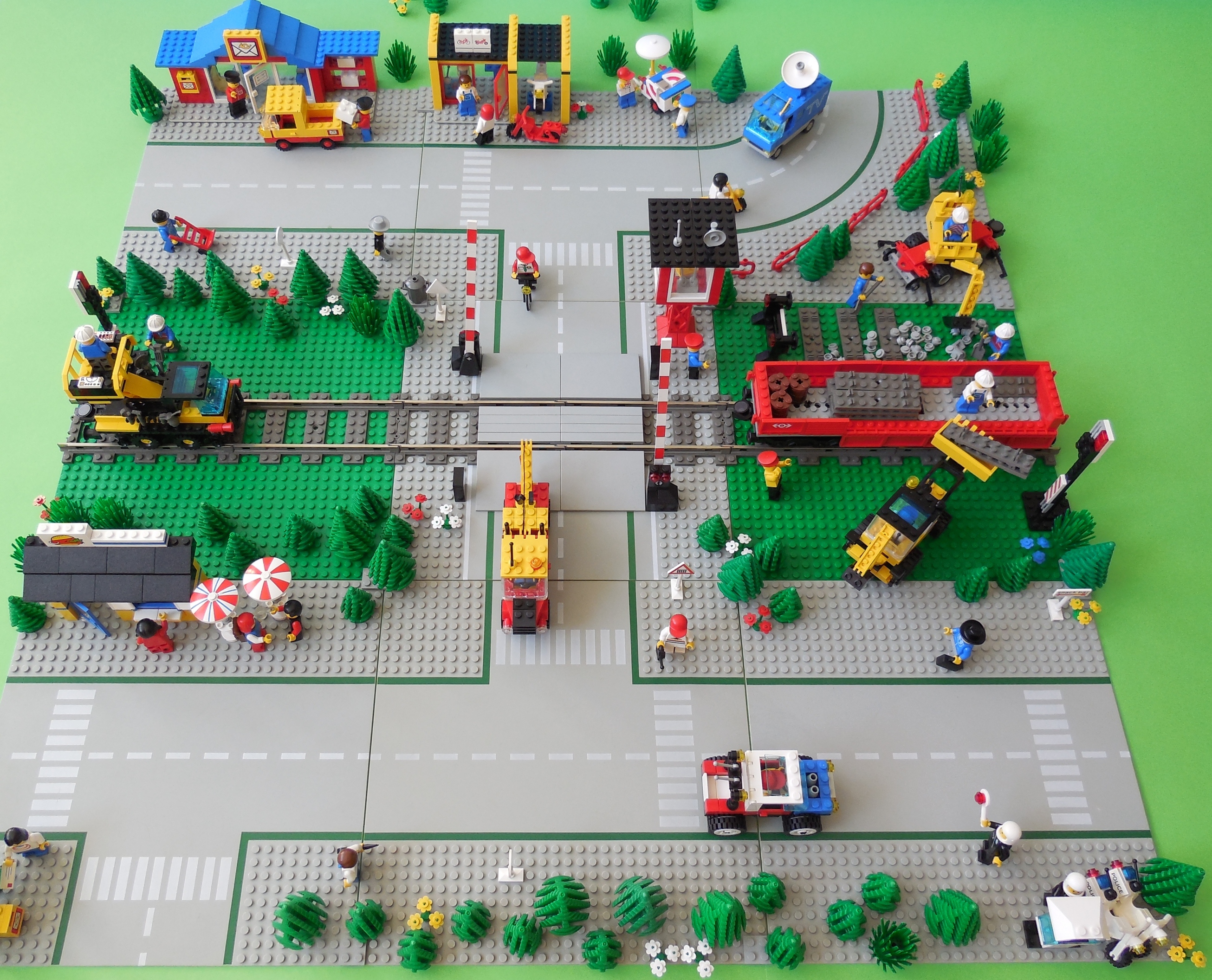 lego_train_scene_tbzz_7.jpg