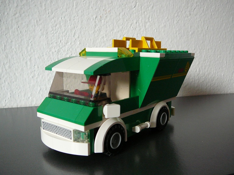 cargo_van_3.jpg