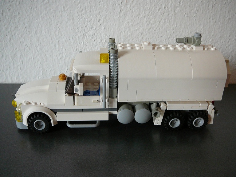 tank_truck_4.jpg