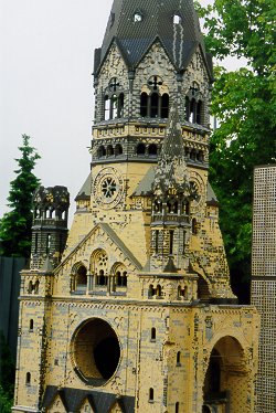 kaiser_wilhelm_gedachnischkirche.jpg
