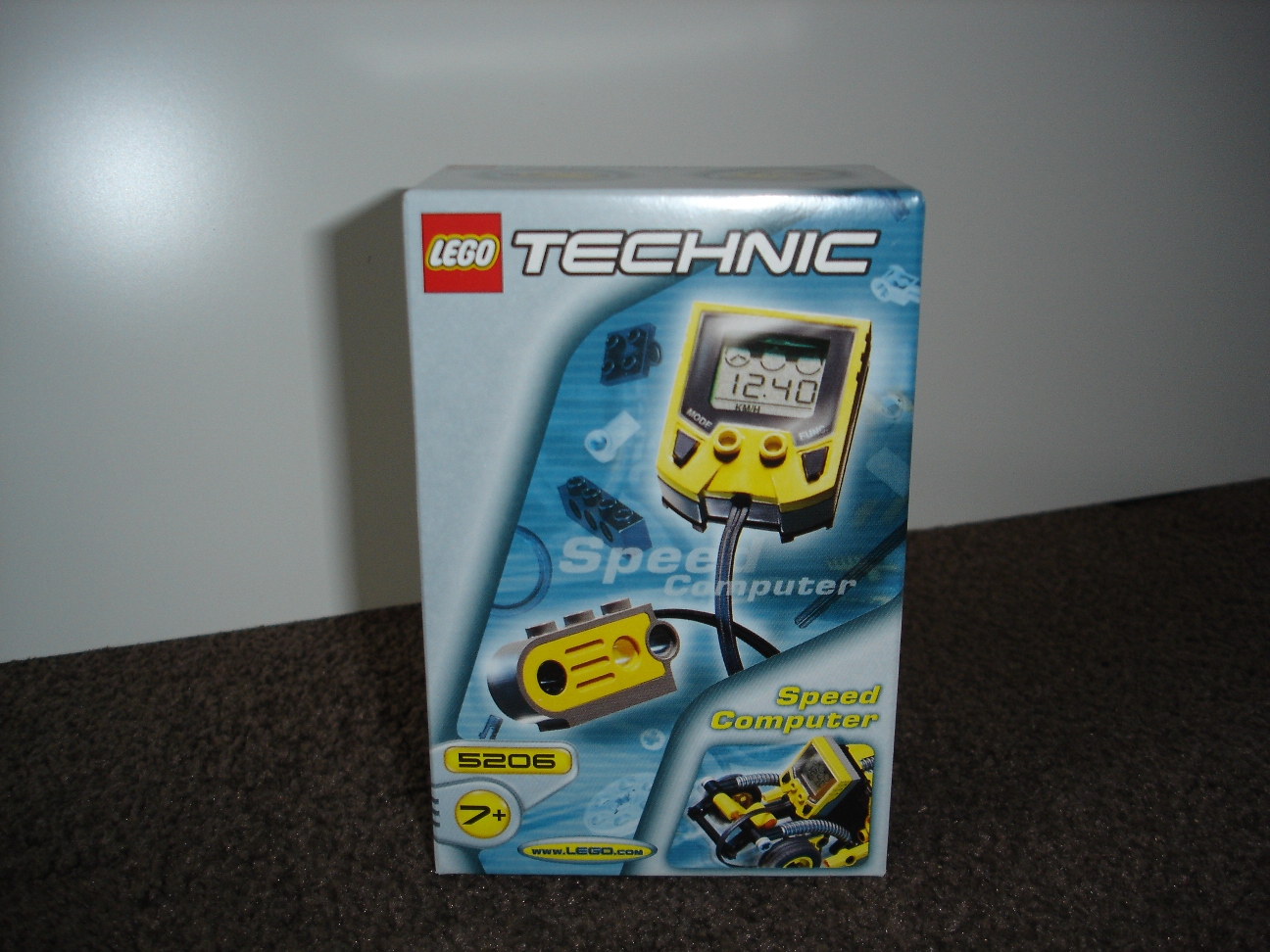 5206_box.jpg