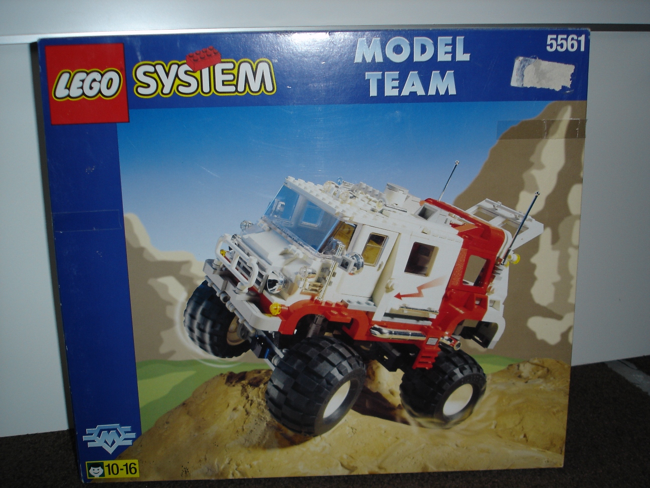 5561_box.jpg