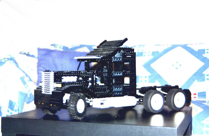 blacktruck1.jpg