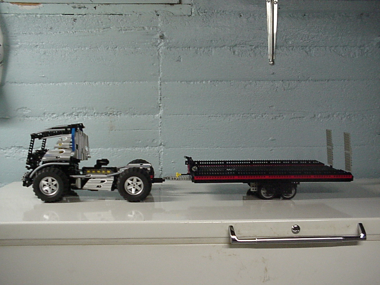 truck-with-empty-trailer.jpg