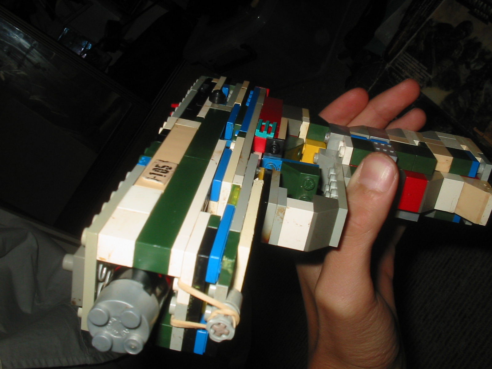 nathan_lego_gun_005.jpg