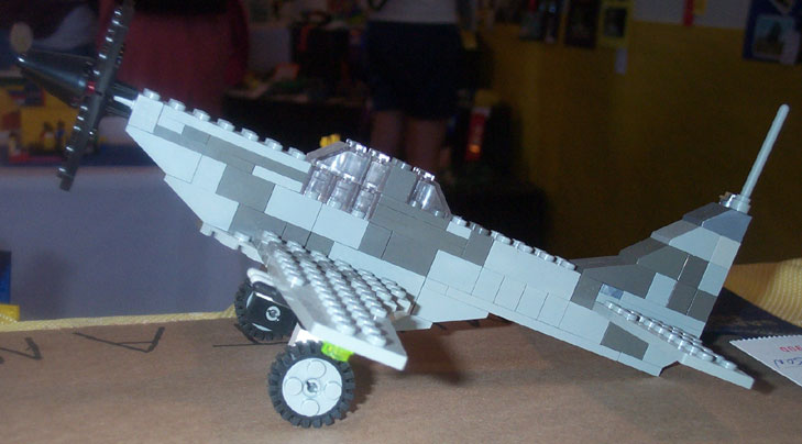 sanfair03_lego_fighter.jpg