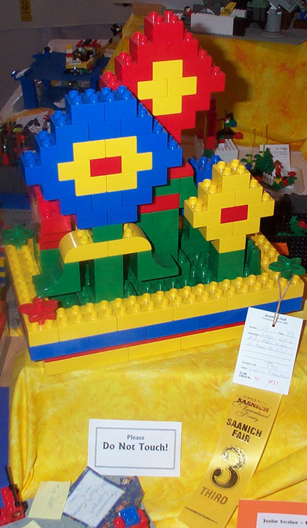 sanfair03_lego_garden.jpg