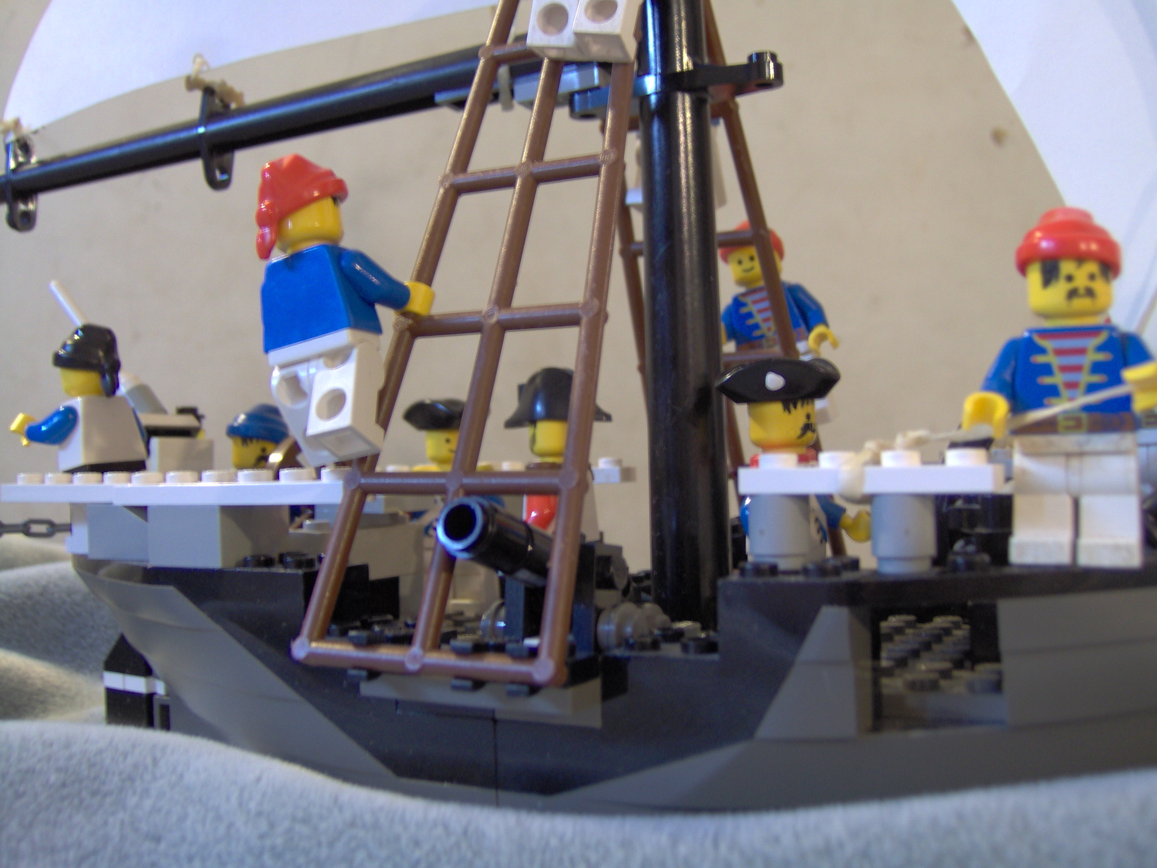 new_starboard_closeup_cannon.jpg